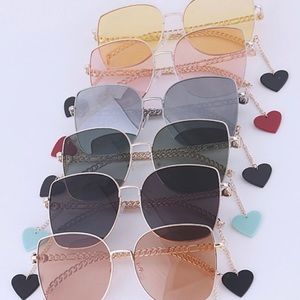SWING HEART 💙🧡💛💚🤍 SUNGLASSES